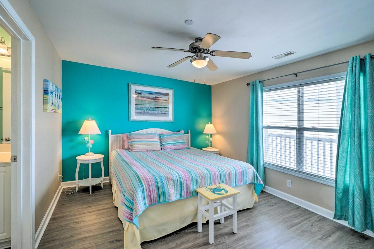 Ocean-View Oak Island Condo, 1 Block To Beach! Buitenkant foto